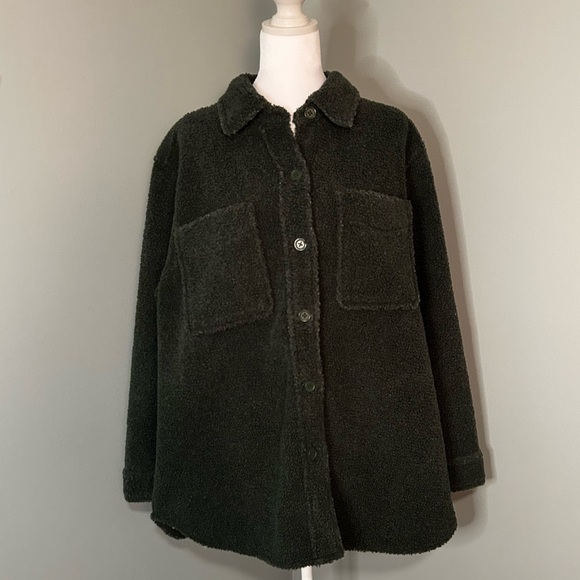 Eco Threads Jackets & Blazers - Sherpa Jacket‎ - Dark Green - Women’s Large